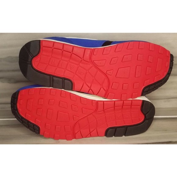 NIKE AIR MAX 1 Men\'s Size 9.5 New With Box (no box top) main image 9